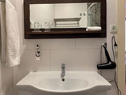 Discovery Apartment Estrela