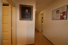 Discovery Apartment Expo