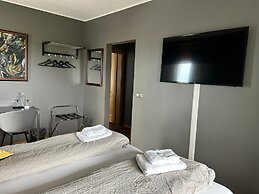 Ármót Guesthouse