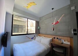 Just Inn - City Hall