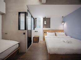 Just Inn - City Hall