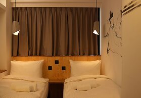 Just Inn - City Hall