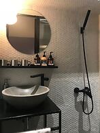 Just Inn - City Hall