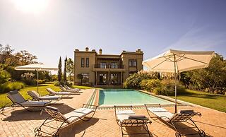 Villa avec piscine privée et Golf