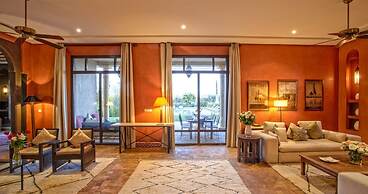 Villa avec piscine privée et Golf