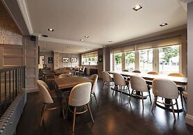 The Bulls Head Hotel