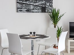 Central View Apartment