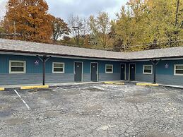 Royal Motel