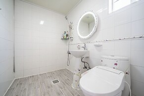 Pungcha & Herb Pension