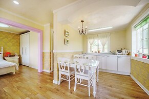 Pungcha & Herb Pension