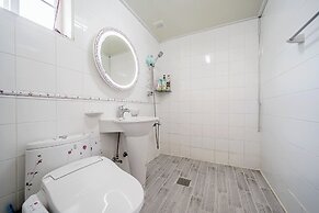 Pungcha & Herb Pension