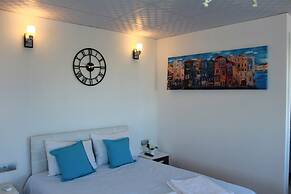 Mavi Pansiyon & Restaurant