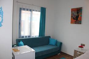 Mavi Pansiyon & Restaurant