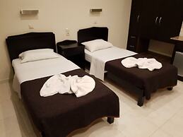 24 Seven Boutique Hotel