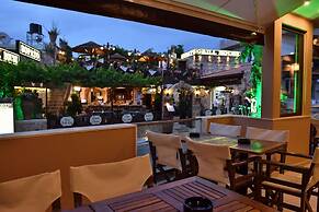 24 Seven Boutique Hotel