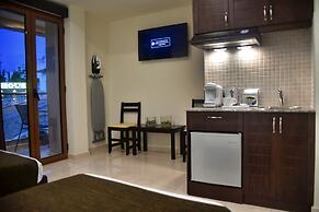 24 Seven Boutique Hotel