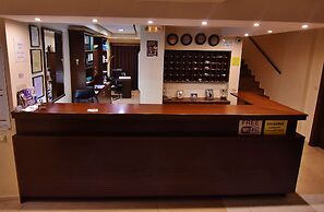 24 Seven Boutique Hotel