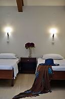 24 Seven Boutique Hotel