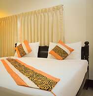 Submukdaphoomplace Hotel