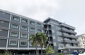 Submukdaphoomplace Hotel