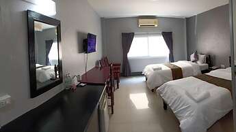 Submukdaphoomplace Hotel