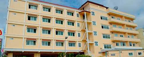 Submukdaphoomplace Hotel