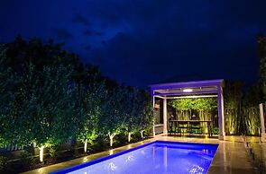 Hollidge House Apartments