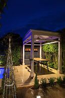 Hollidge House Apartments