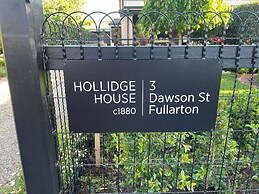 Hollidge House Apartments