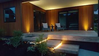 Guest House on Queens