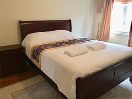 Luxury cozy 9 bedrooms vacation home