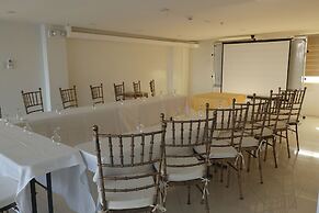 Top Star Hotel