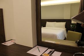 Top Star Hotel