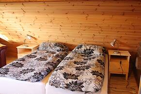 Akureyri Log Cottage