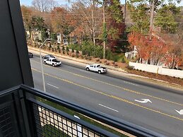 Luxury Studio Apartment