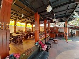 Resort Palmeiras Dourado