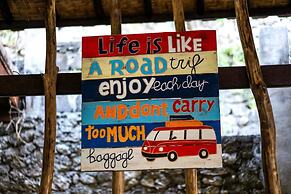 Songlambung Beach Huts