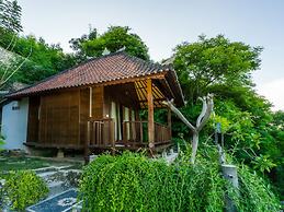 Songlambung Beach Huts