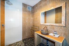 Songlambung Beach Huts