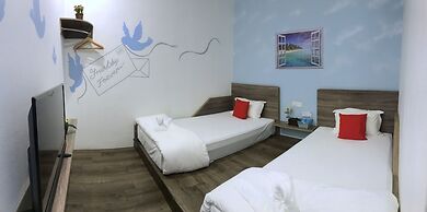 Winggarden Murals House