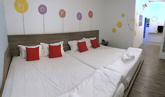 Winggarden Murals House