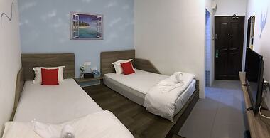 Winggarden Murals House