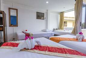 Porterhouse Beach Hotel