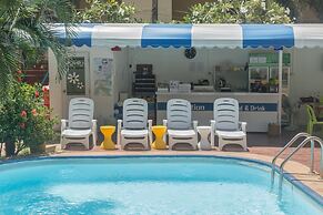 Porterhouse Beach Hotel