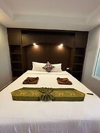 Porterhouse Beach Hotel