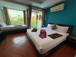 Porterhouse Beach Hotel