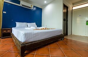 Porterhouse Beach Hotel