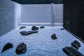 Tomoya Residence Hotel Kyoto Nijo Takakura