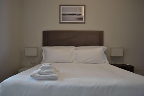 Gatto Bianco Le Terrazze