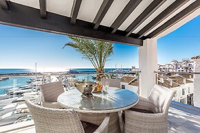 First Line Penthouse in Puerto Banus